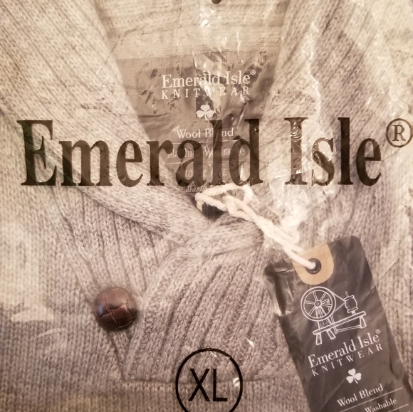 NWT Emerald Isle Mens Gray Aran Sweater, Size XL - Picture 4 of 6